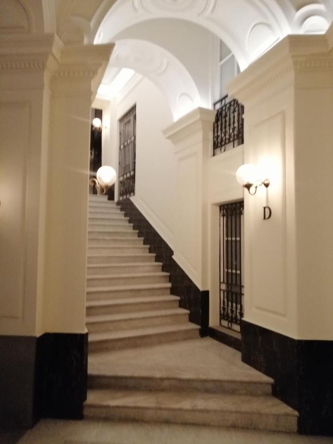 Fafgrandsuitenapoli Экстерьер фото