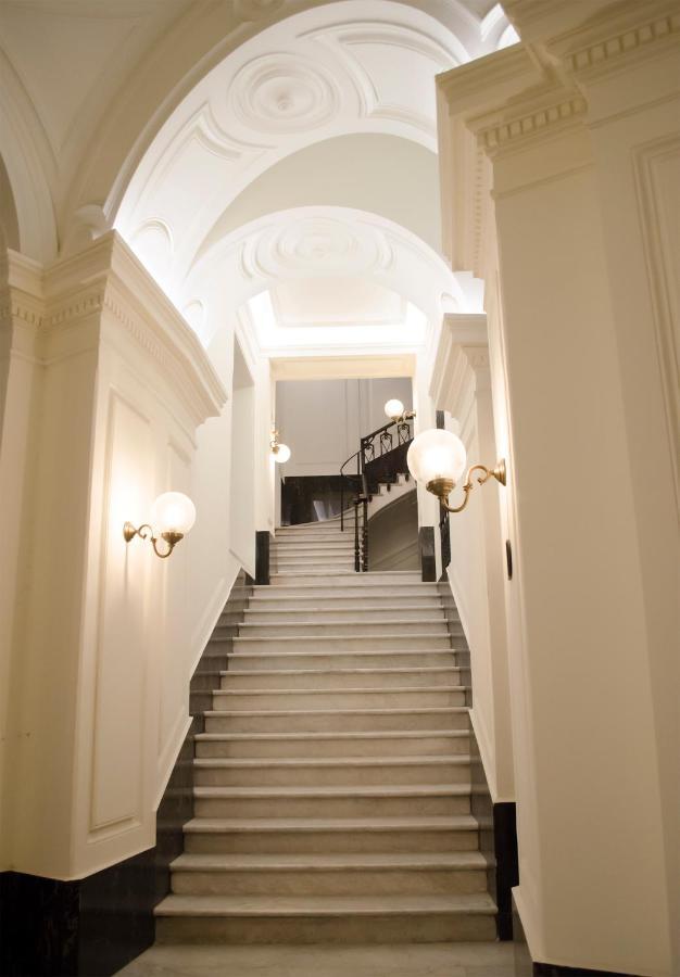 Fafgrandsuitenapoli Экстерьер фото